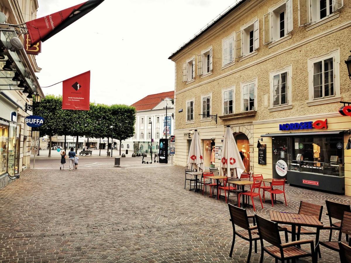 Ferienwohnung Himmelberg 80M2 In Der Altstadt Und Toll Fuer Familien Klagenfurt am Woerthersee Ngoại thất bức ảnh